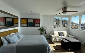 Allegra Suite